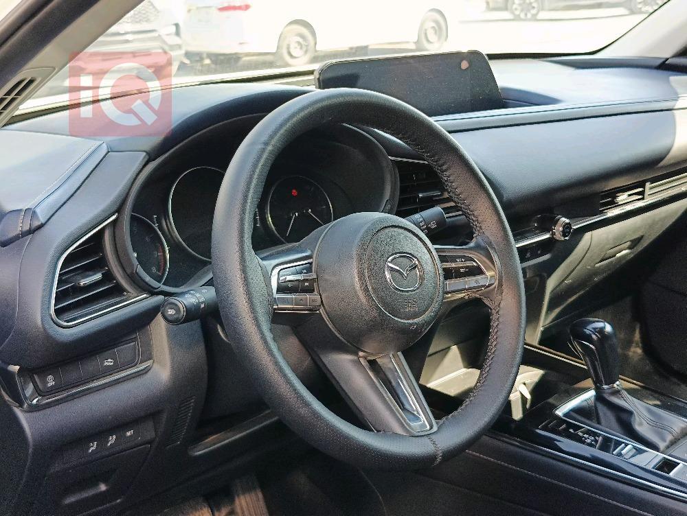 مازدا CX-30